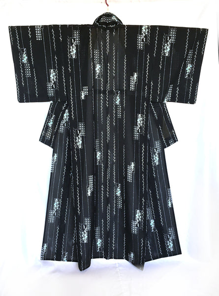 Authentic Japanese summer kimono - casual black with white weeping willow leaves