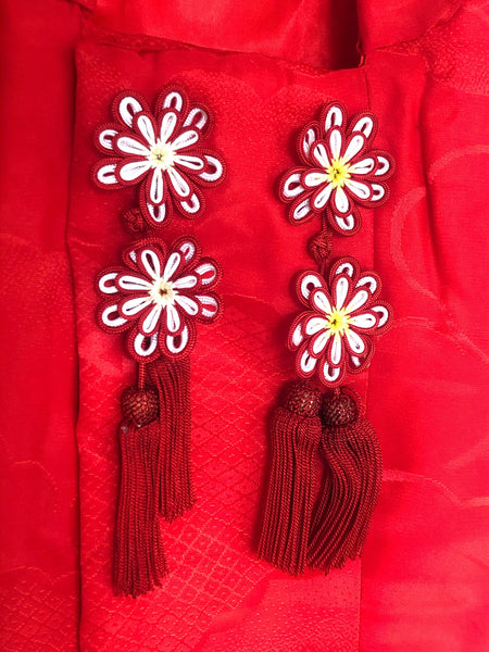 Traditional kimono vest for children - bright red with flower ornaments