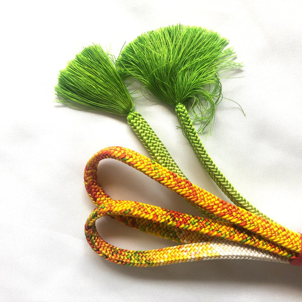 Vivid silk obijime - thin belt with tassels - speckled green, white, and green